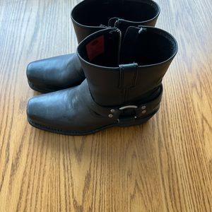 Harley Davidson ankle boots with zip